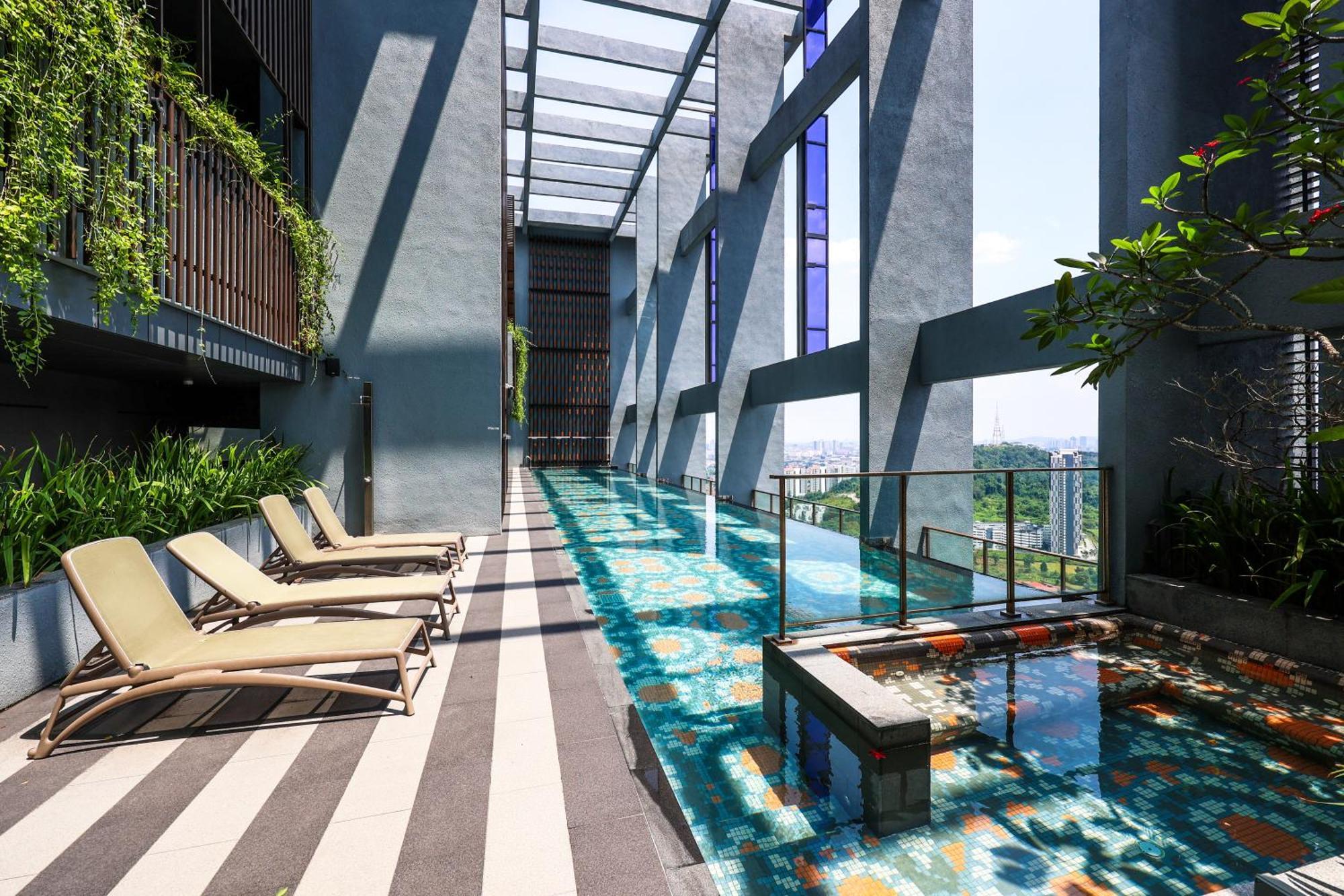Apartamento Millerz Square By Mykey Kuala Lumpur Exterior foto Sky Pool