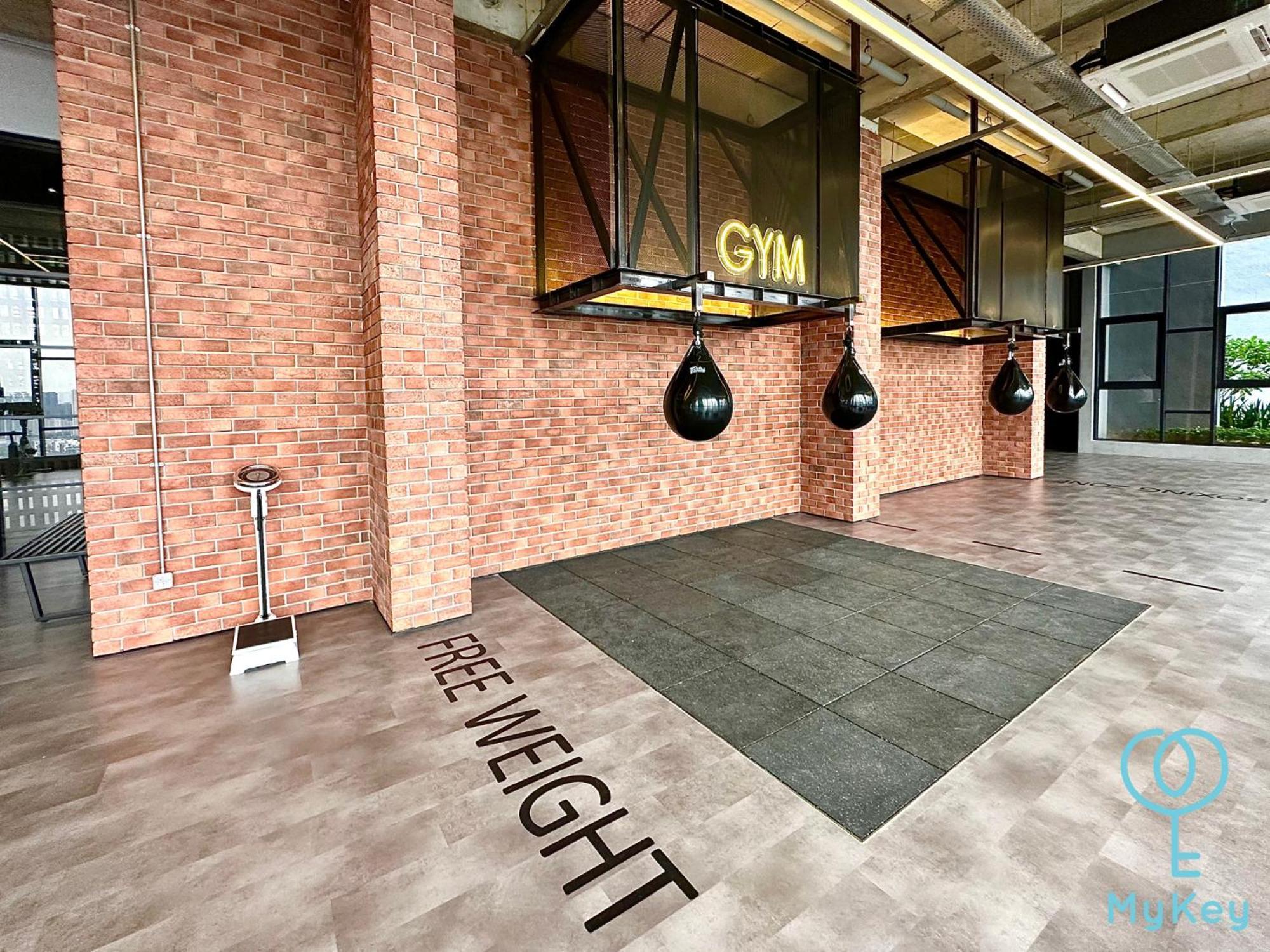 Apartamento Millerz Square By Mykey Kuala Lumpur Exterior foto Free weight area