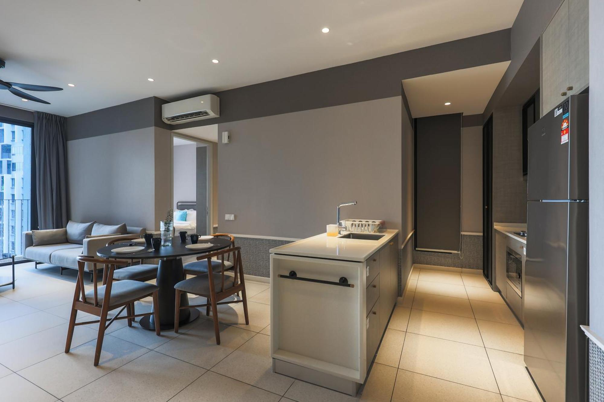 Apartamento Millerz Square By Mykey Kuala Lumpur Exterior foto A typical apartment interior